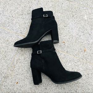 Banana Republic Heeled Black Booties